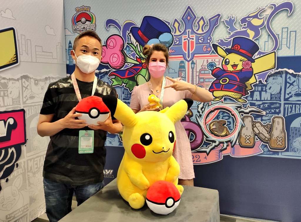 Milkameluna tweet media