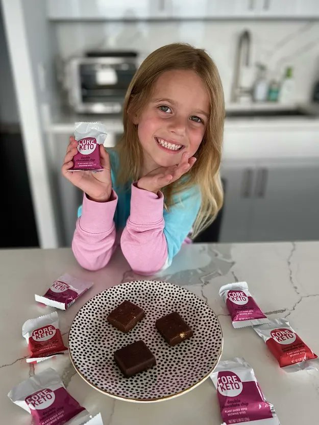 GoldCoastGirl__'s tweet photo. #ad 4 BACK TO SCHOOL FINDS >> https://t.co/tT6n9tpx1D  >> with @corefoodservice @WesternChiefKid @vitaminfriend @WowWeeWorld @BabbleBoxxTeam #cool4schoolBBxx #corecrew #vitaminfamily #westernchief #FashionFidgets #WowWee #Walmart https://t.co/WFPexRNxHM
