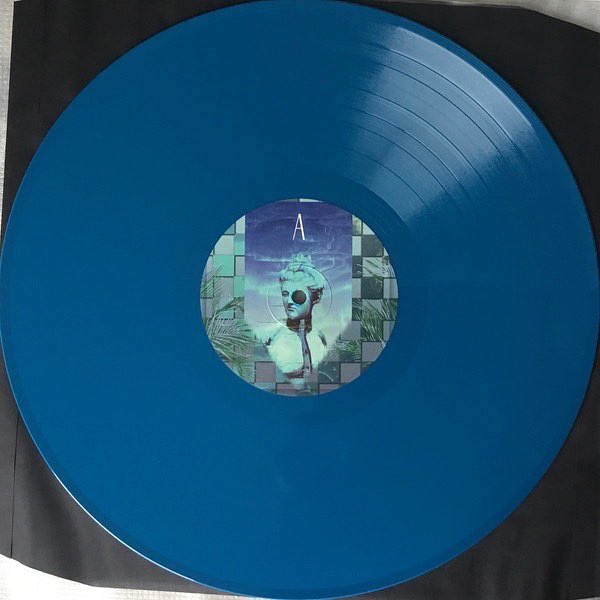 MyPetFlamingoUK's tweet photo. Final copies of ‘KOALA KORP II’ by @TUPPERWAVEMUSIC
- 2 vinyl copies (Electric Blue variant)
- 4 CD copies
Get them while you still can:
https://t.co/0UjvUqWOrj
#vinyl #tupperwave #vaporwave https://t.co/d90mRbCRHG