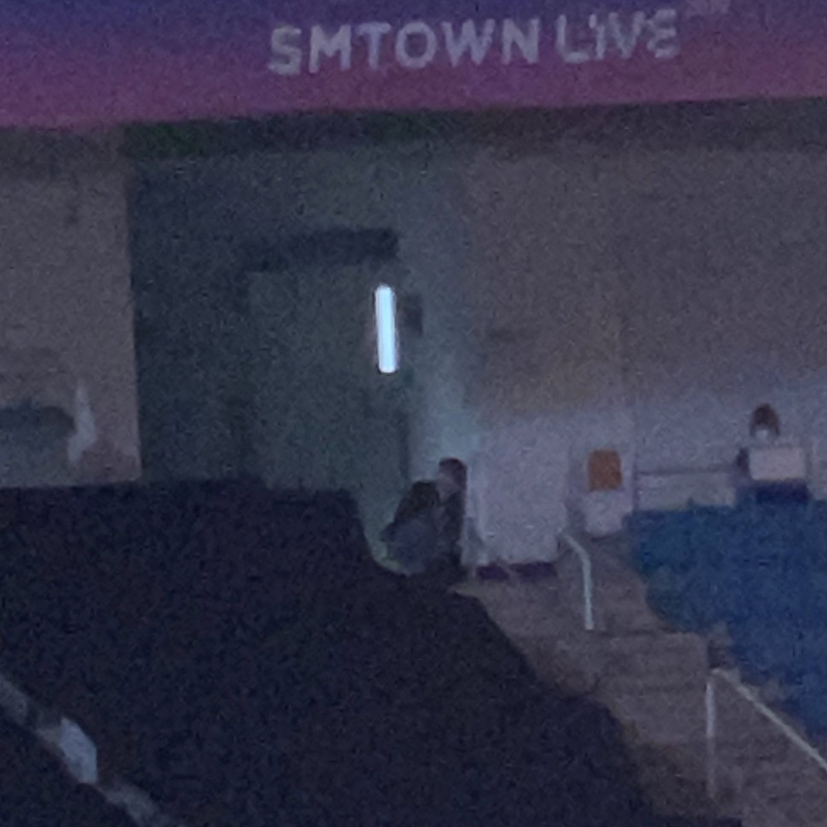ohsenh's tweet photo. JONGIN?!?!?!? https://t.co/oNgrlfBf3b