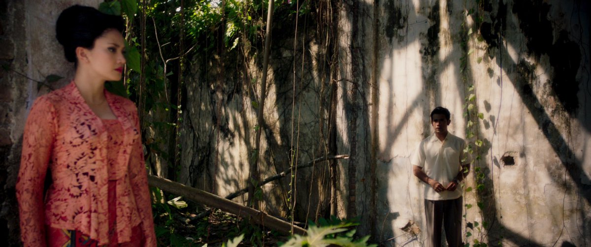 netflixth's tweet photo. 5.Revenge of the Pontianak 🇸🇬
หนังสิงคโปร์ที่ถ่ายทอดตำนานเฮี้ยน
ผีตายทั้งกลม ปอนเตียนัค
แม่นาคฉบับ อินโดนีเซีย มาเลเซีย สิงคโปร์

เรื่องของงานแต่งงานที่มี “แขกที่ไม่ได้รับเชิญ” ปรากฎตัวในชุดสีแดงเพลิง และเธอคือ ผีแฟนเก่า ที่มาเพื่อล้างแค้น

#Netflixหนังซีรีส์รอบโลก #NetflixTH https://t.co/m7b7qCdGrP