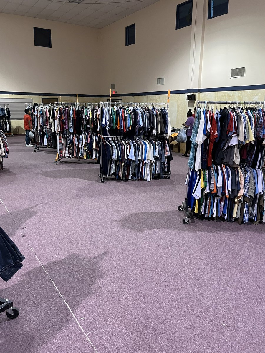 HansenEd's tweet image. Blessed to be a part of the work Community Bible North and Jackie Flake are doing today!  #BuiltDifferent #Northsidestrong