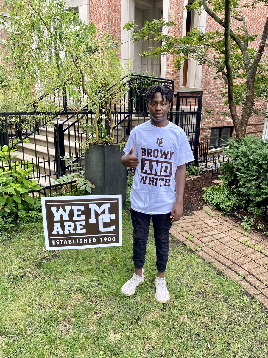 chdeely's tweet image. Exciting adventure ahead at Mount Carmel High School! Class of 2026!         @MountCarmelHS