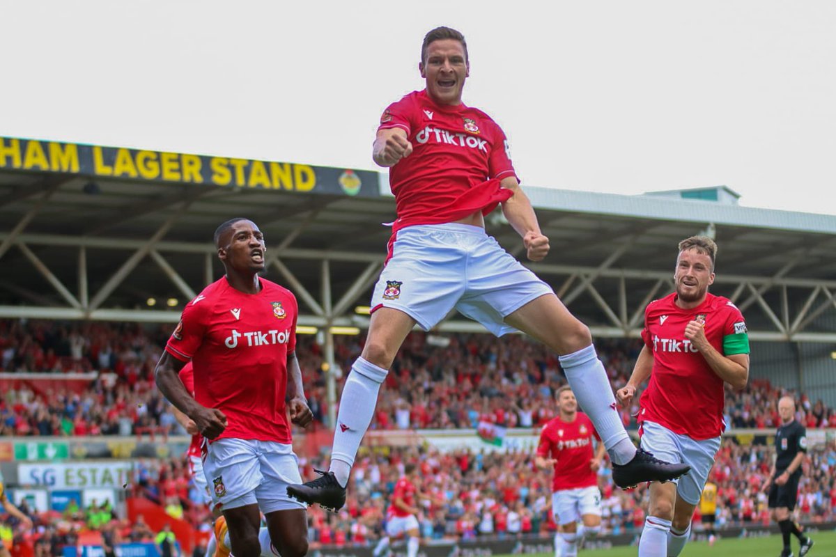 Wrexham_AFC's tweet photo. Super. Paul. Mullin.

#WxmAFC https://t.co/mnLcNWFe9p