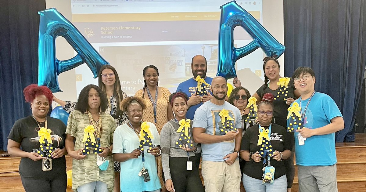 PetersenTigers's tweet photo. We are so excited to start the new school year as an A Rated campus. We will continue to support our scholars through Teamwork, Effectiveness and Accountability! #poweredbyTEA #theworkcontinues @principalbuie https://t.co/I10C75gdks