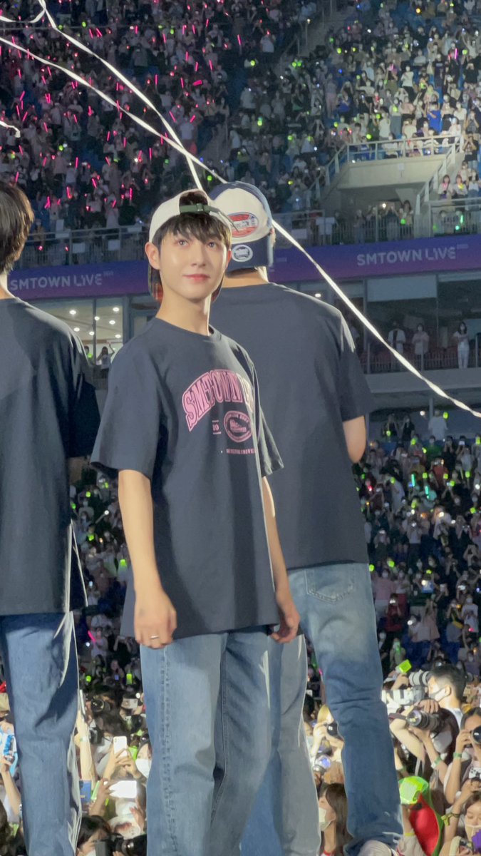 쟌띵 tweet media