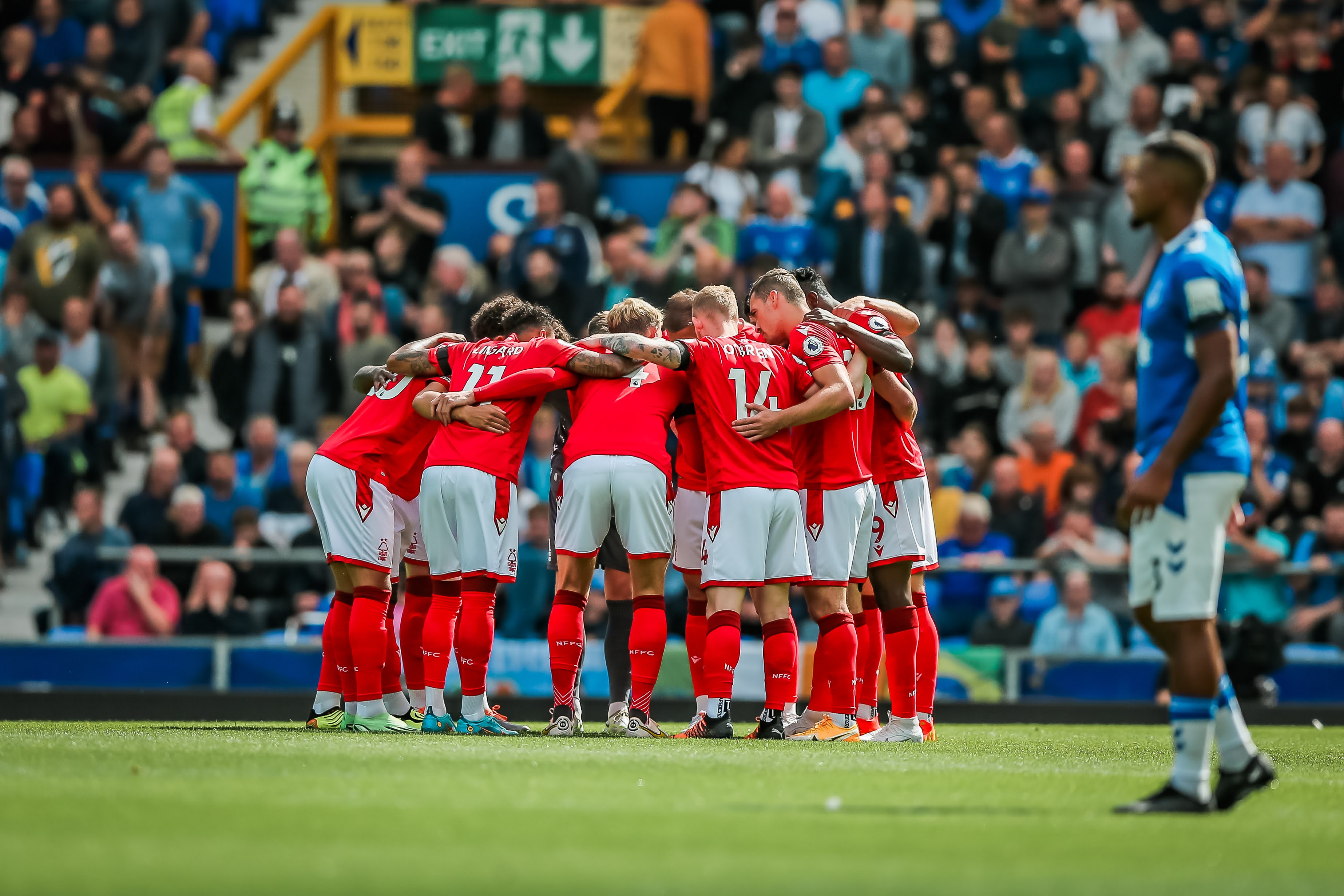 Everton FC vs Nottingham Forest / Twitter