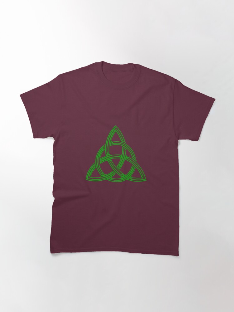 annesmith12yan1's tweet photo. Trinity Knot as seen here on a Classic T-Shirt is a type of celtic knot which is a complete loops that have no start or finish.
https://t.co/hnKY5r0lrx
.
.
.
.
#womensstyle #newclothing #clothingcompany #imadeyourclothes #irishpride #saintpatricksday https://t.co/tVu9ZbIyrk
