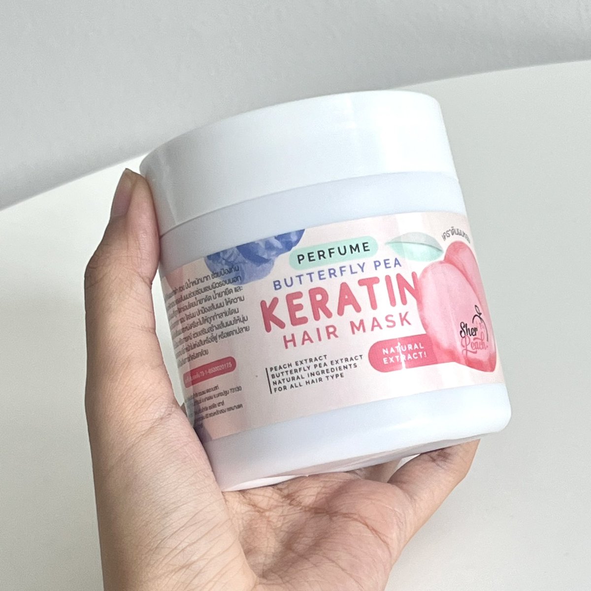 itfeelstory's tweet image. ผมนุ่มมากก นุ่มจริงๆ🤲🏻✨ ทั้งนุ่มทั้งหอม หอมแบบไม่ต้องฉีดน้ำหอมแล้ว มาส์กผมเคราตินตัวนี้เวิร์ค! ทิ้งไว้ 10-15 นาทีเท่านั้นผมจากที่แห้งเสียคือนุ่มขึ้นมาเลย แล้วช่วยลดผมร่วง บำรุงหนังศรีษะด้วยนะ อันนี้คือดี ไปลองง