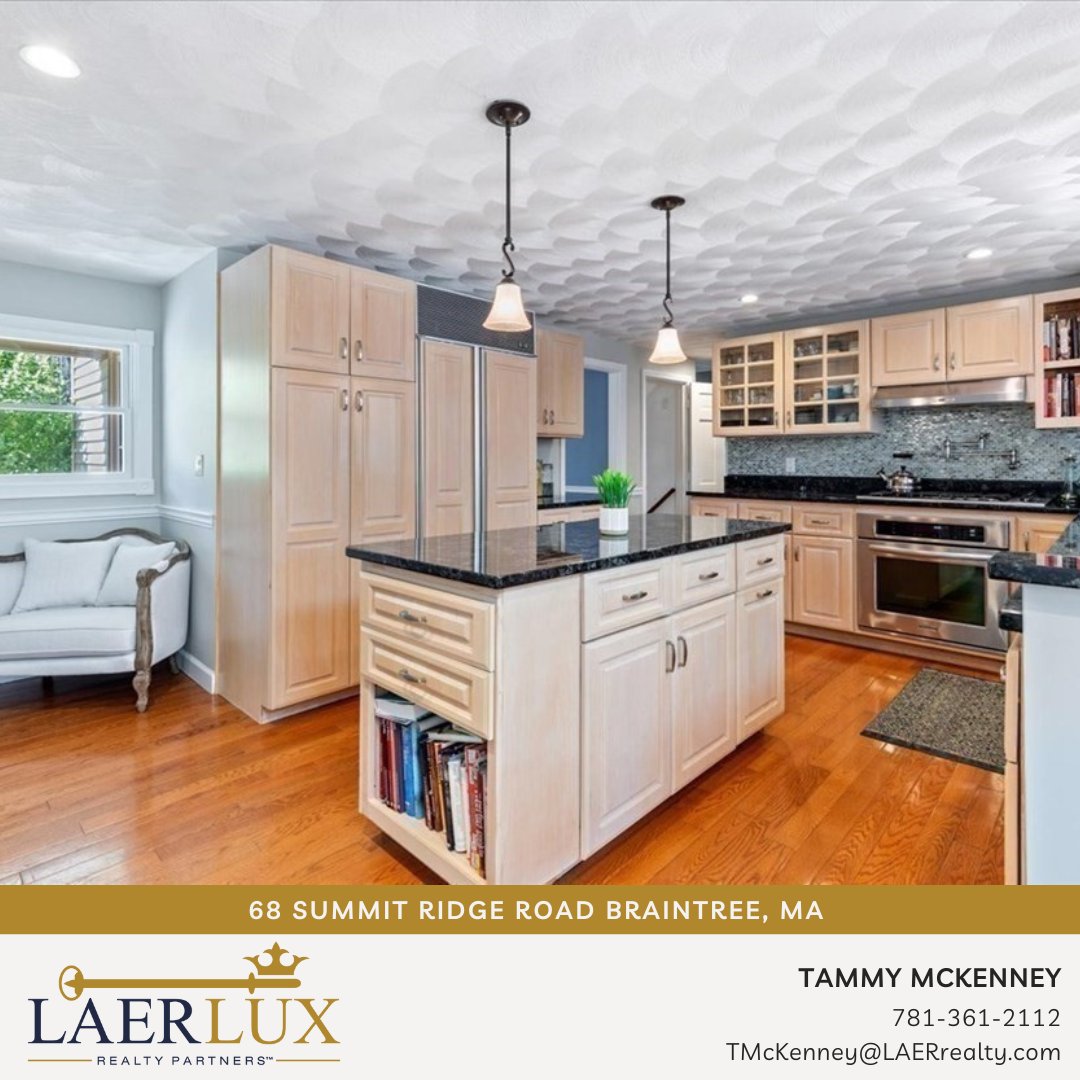 LAERRealty's tweet photo. ✨Stunning Sales Saturday✨
Take a peak at the BEAUTIFUL #milliondollarhome, ⭐JUST SOLD⭐ in Braintree, MA!
Brought to you by Tammy McKenney,
of The McKenney Team with LAER Lux Realty Partners.🏘
#milliondollarsales #LAERRealty #HireALion #luxuryrealestate #Braintree #justsold https://t.co/QnhF4F3GGG