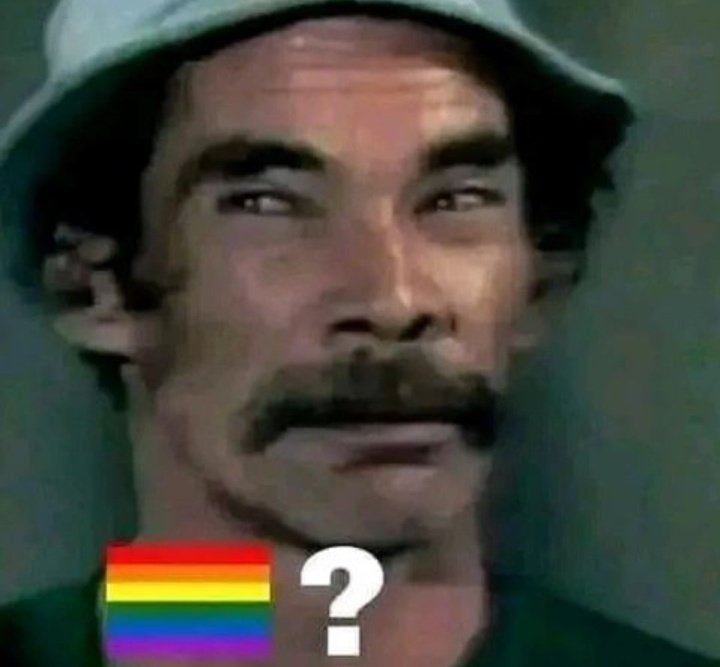 MinimundosV's tweet photo. Eis que vc tá pagando um boquete no seu primo// e ele pede pra vc fazer anal 

Siga para mais memes https://t.co/wXpzF3DUaS
