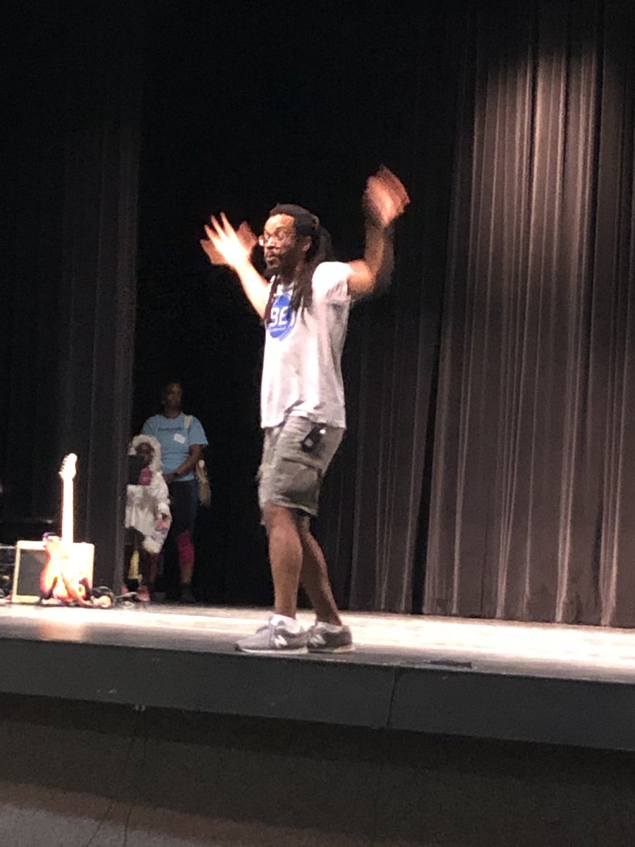 Have you ever rapped about the writing process? Kicking off the morning showcase with Baba Bomani! @UnitedArtsCounc #AIS4ALL