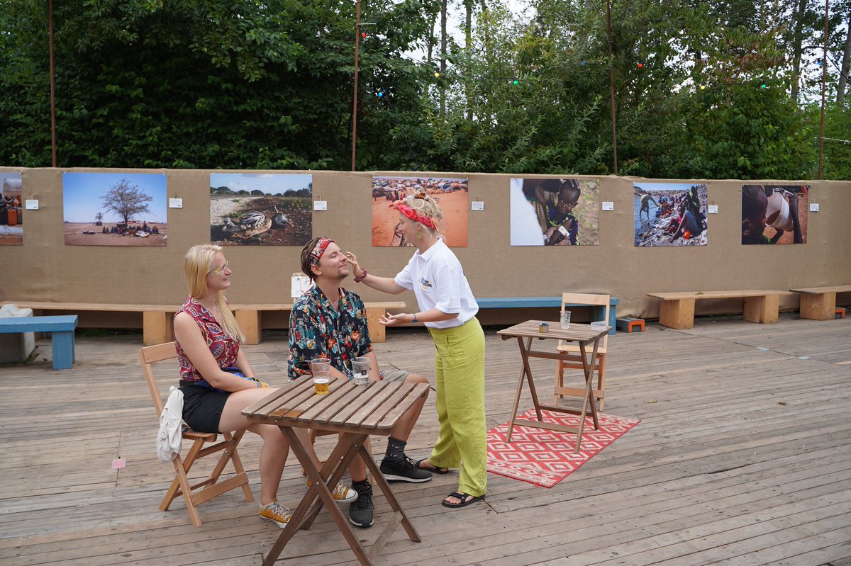 joostbastmeijer's tweet image. Mocht je dit weekend op Lowlands rondlopen en tijd in je blokkenschema hebben om over de droogte in de Hoorn van Afrika te lezen: bij ‘De Badkamer’ zijn dit weekend foto’s te zien die ik in Soedan, Somalië en Ethiopië heb gemaakt. @Rapid_Razor_Bob @StVluchteling #LL22 #Lowlands