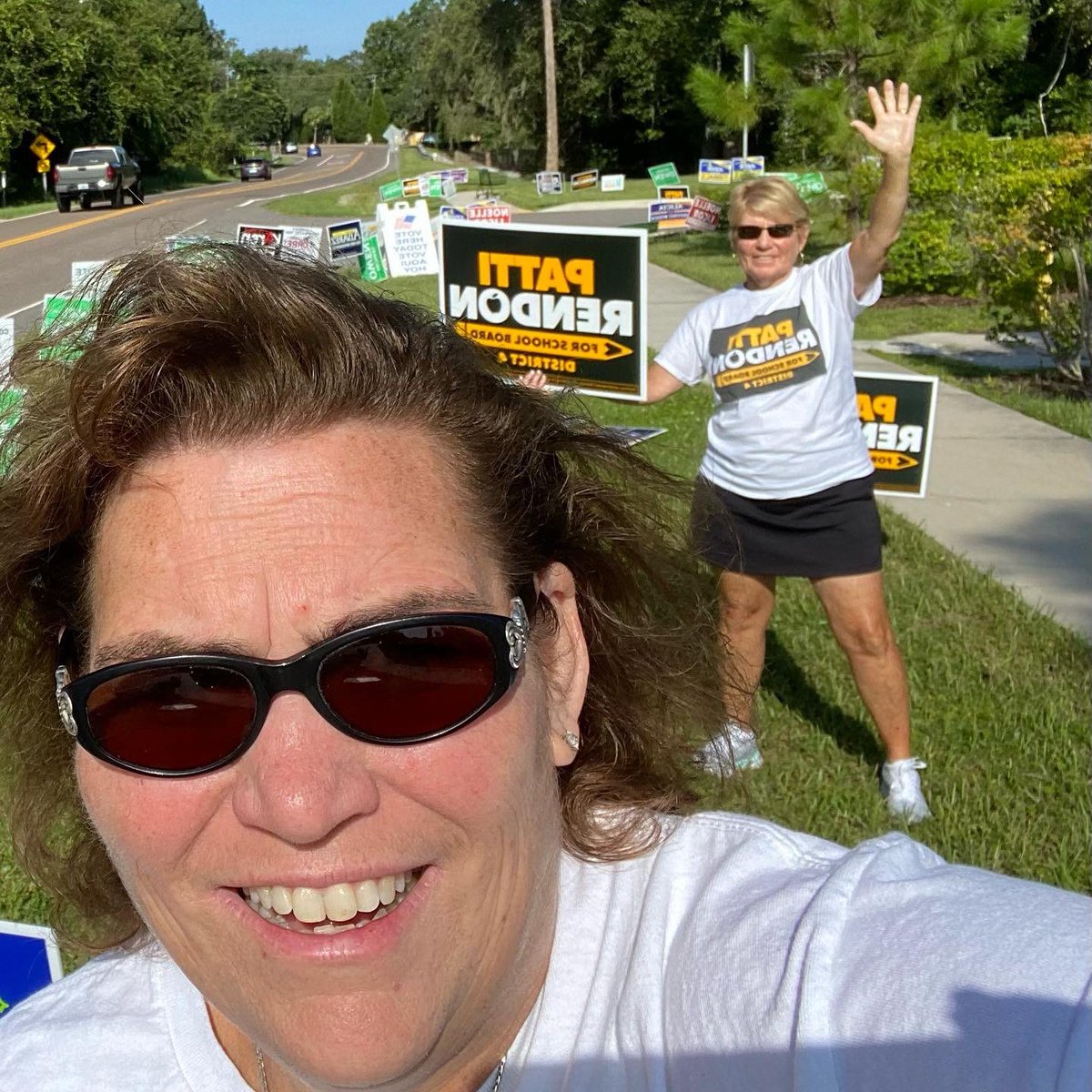 VotePattiRendon's tweet photo. Good morning, Riverview! Great to see all the voters out early today. Thanks for the honks and the support! Vote Patti Rendon for School Board, District 4! 👍🗳 #votepattirendon https://t.co/zSy9t9gMG8