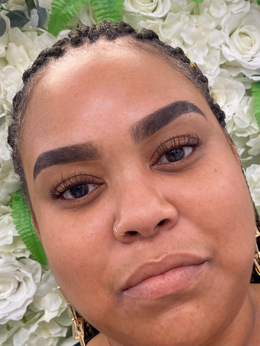 jblancolashes's tweet photo. Fresh brows and lashes for the weekend 😍
#dmvbrows #dmvlashes #dmv #marylandlashsalon #bowietowncenter https://t.co/1TTzBlTzW4