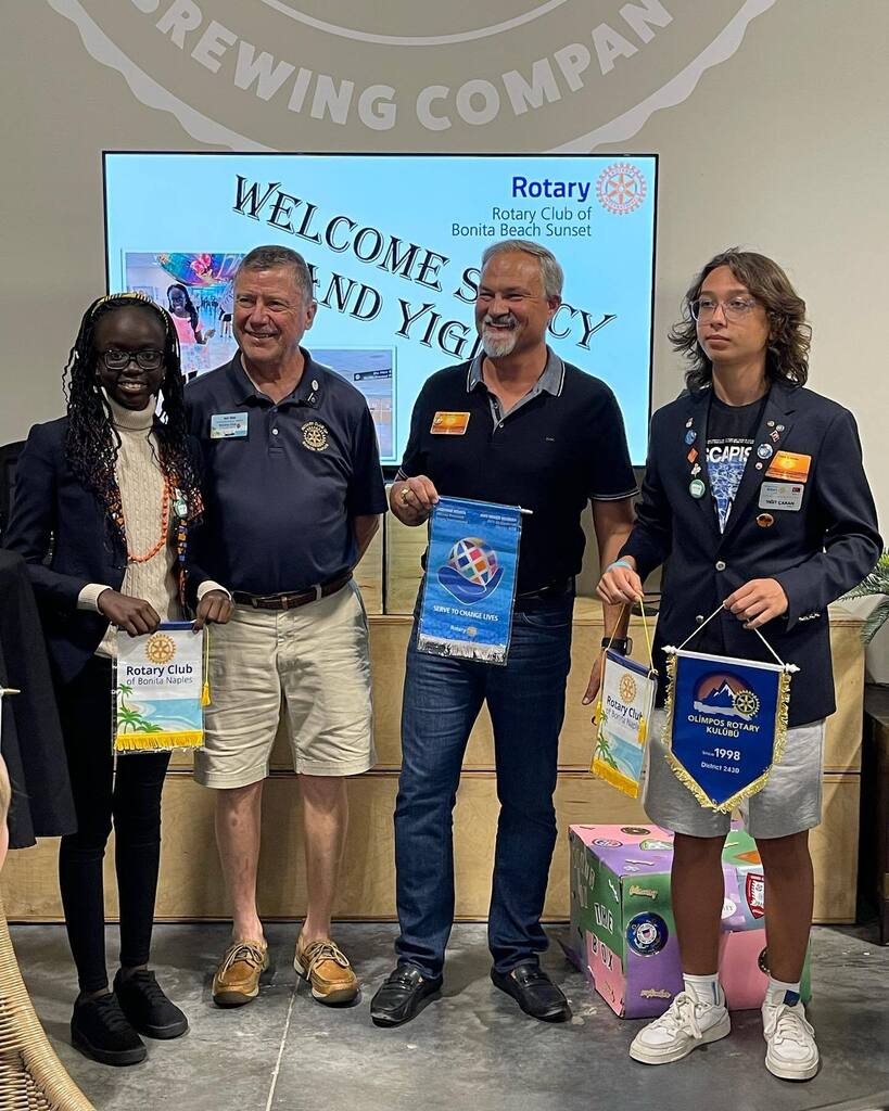 BeachRotary's tweet photo. Throwback to our last meeting presenting our exchange students✨
Stacy from Uganda🇺🇬 and Yigit from Turkey🇹🇷
.
.
#rotary22 #sunsetrotary #peopleofaction #exchangestudent #exchangestudents #youthexchange #youthexchangeprogram #exchangestudentusa #exchangestudentprogram #excha… https://t.co/2399RFPcGj