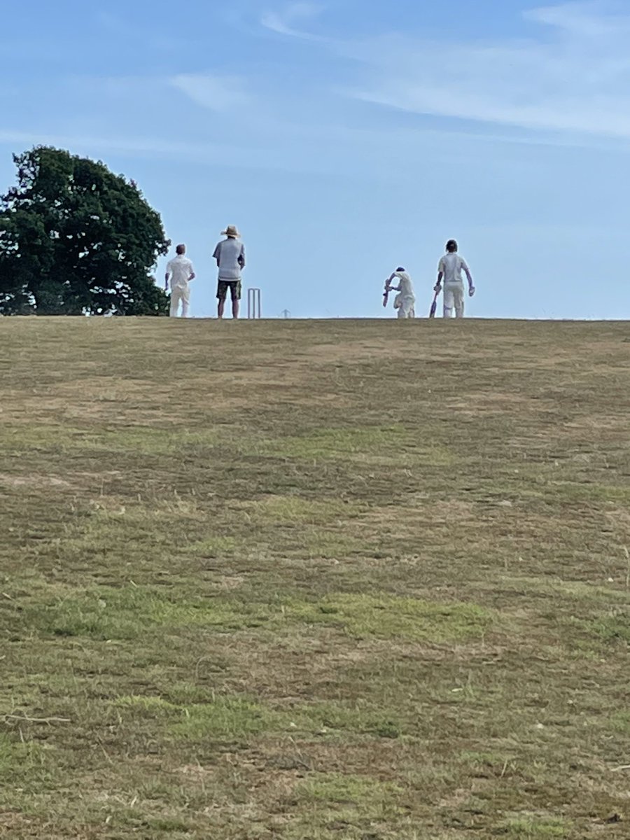 turnsbothways's tweet photo. ⁦@Ashcricketclub⁩ at the unusual sunken boundary of  ⁦@BilsingtonCC⁩ https://t.co/V1z03RnAQ0