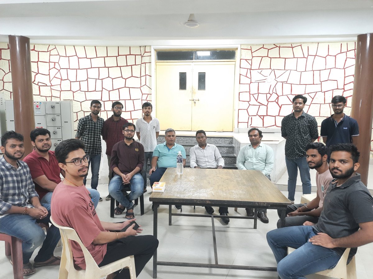 nifftaa's tweet photo. Greetings of the day from the NIAMT Alumni Association

We are delighted to inform you that two of our esteemed alumni, Mr. Nitish Nayan (B. Tech-ME, 1998-2002) and Mr. Arun Minj (B.Tech-ME, 1998-2002) visited the campus on 19th August 2022. https://t.co/Ub436IrzBe