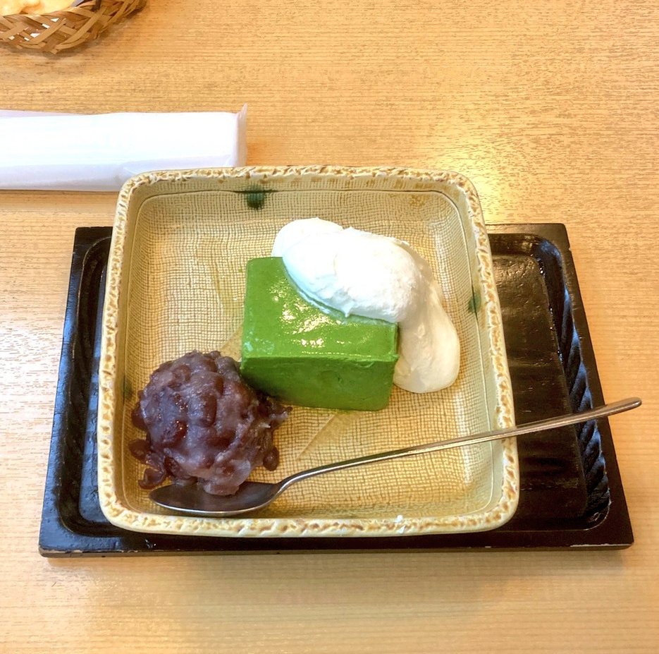 UGW51's tweet photo. 神楽坂の甘味処 #紀の善 に行ってきました🍵かき氷食べられて満足🍧
お洋服▶ #ノスプロ #NOSPROJECT https://t.co/PjlwIXaUIt
