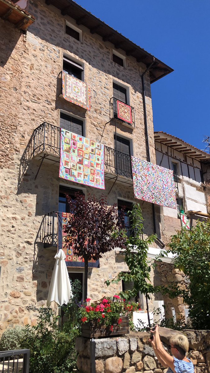 fernandohelado's tweet photo. Maravilloso día de las #almazuelas en #Pradillo 

Aprovecho para hacer campaña para que la @RAEinforma llegue a incluir este vocablo en su diccionario #AlmazuelaRAE  

@_EnClaro_  @fsanmillan @IsabelEspuelas @Lenguando @RosaLlopis_ @XoseCastro @trabalenguaES https://t.co/j4AnVIxtgT