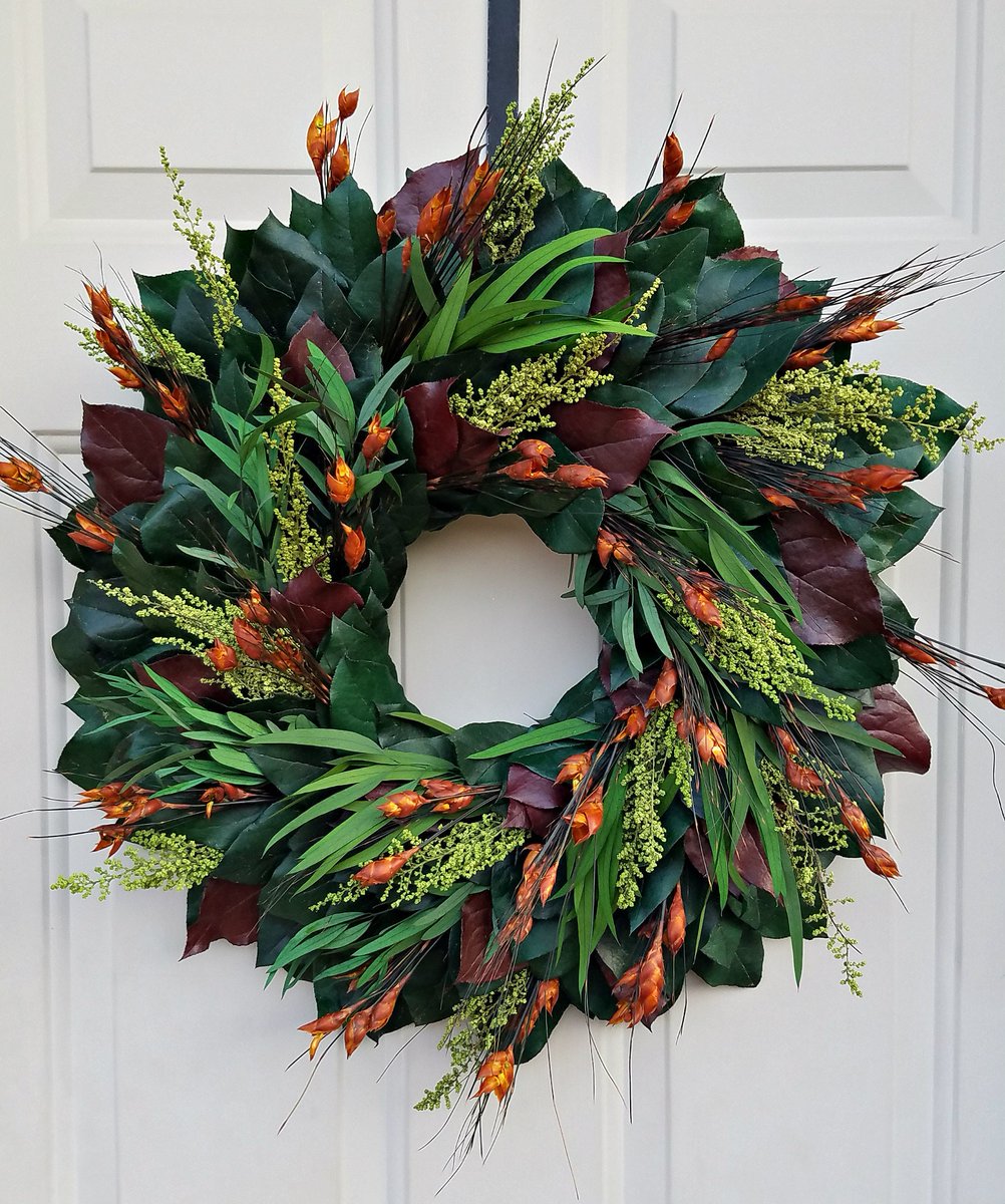 endlessblossoms's tweet photo. Thanks for the kind words! ★★★★★ "This is the third item I've ordered from Endless Blossoms. They are a pleasure to work with, extremely prompt and very accommodating. The quality of the craftsmanship and the care taken in shipping is exceptional.  #fallwreaths https://t.co/MQP1jDJwwT