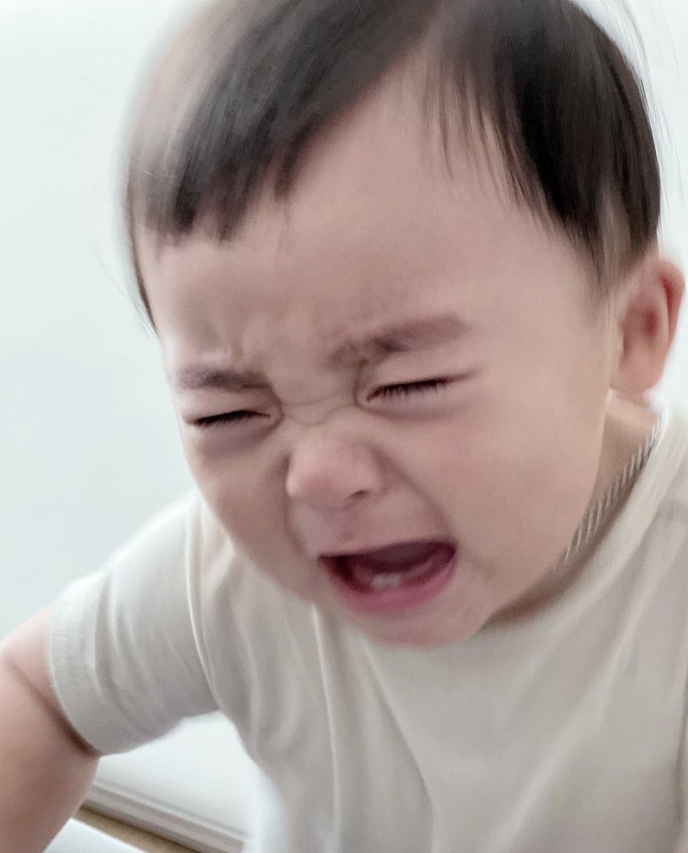 ᅠᅠ
ᅠᅠ
Happy ian.                   Sad ian. #BABYIANKIM 
ᅠᅠ
ᅠᅠ