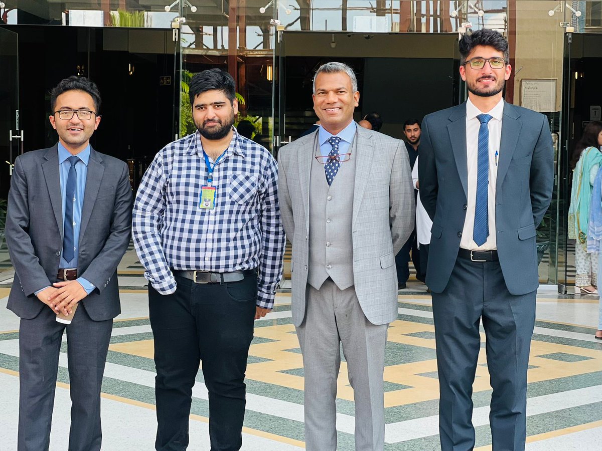 SalmanAneel's tweet photo. It is a rare treat to come across an institution in Pak @ULahore @CSSPR_UOL led by an exceptionally talented, efficient, kind, fun & big hearted soul like @Rabs_AA & youngsters like @syedalizia1992.Thank U for owning #GND22 #EconSec RT like it was ur own.
@AmbDrRaza @YusufMoeed https://t.co/bL8ZNa0tFT