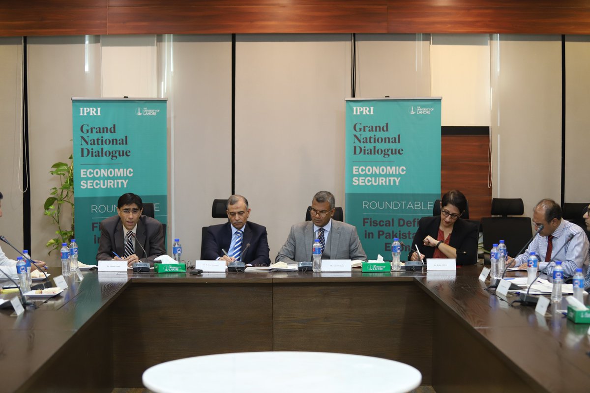 SalmanAneel's tweet photo. It is a rare treat to come across an institution in Pak @ULahore @CSSPR_UOL led by an exceptionally talented, efficient, kind, fun & big hearted soul like @Rabs_AA & youngsters like @syedalizia1992.Thank U for owning #GND22 #EconSec RT like it was ur own.
@AmbDrRaza @YusufMoeed https://t.co/bL8ZNa0tFT
