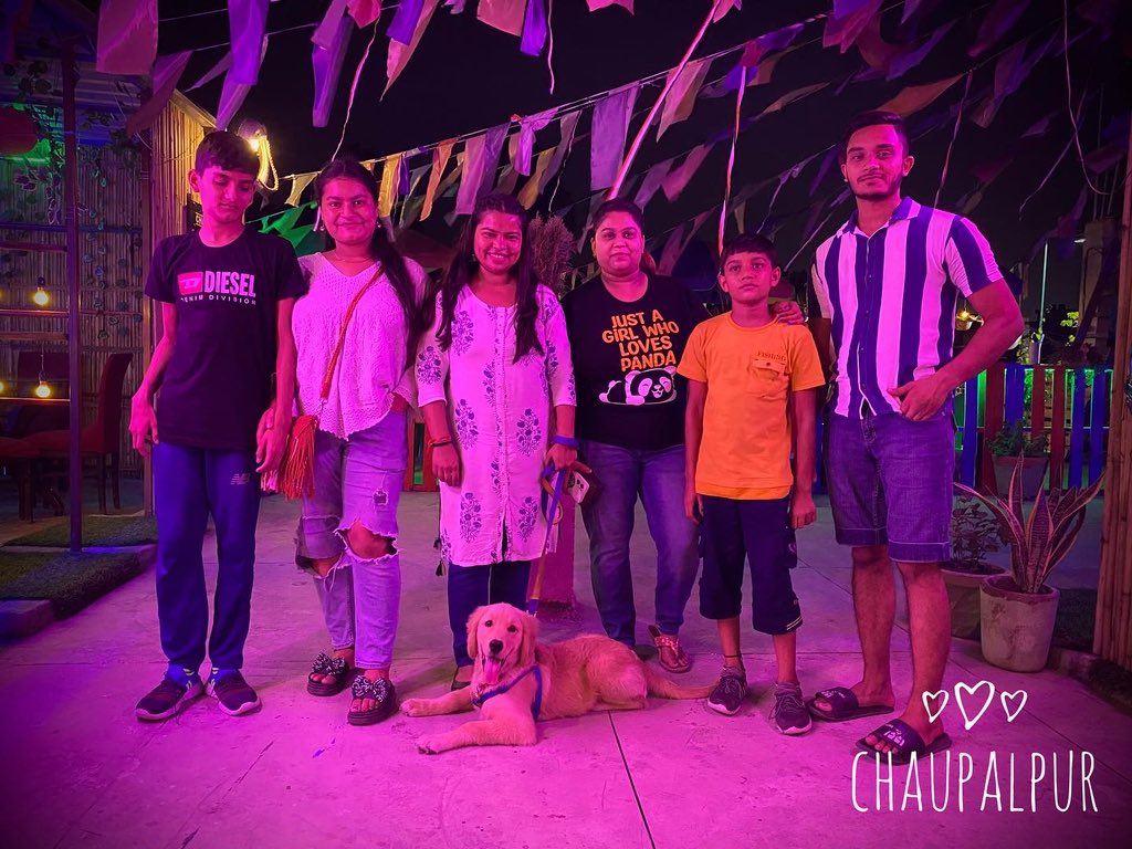 chaupalpur's tweet photo. #friendsouting with Mr. David 🐶 @chaupalpur #chaupalpur #cafe #fun #food #more https://t.co/TqaYvq8cu1