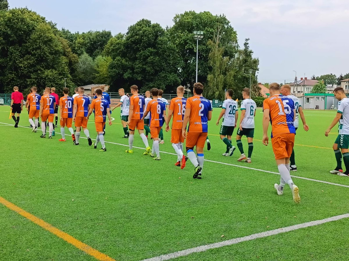 rzasnik's tweet photo. Przegrywamy na inaugurację ligi 0:6. Słaby mecz, a wynik jeszcze gorszy. https://t.co/3fnsbDaDAm