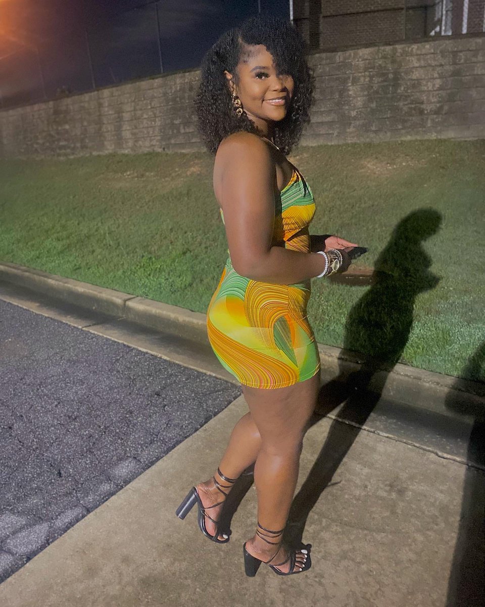 Princess_katera's tweet photo. Your best bet 🍀. https://t.co/Y55Ffpor1e