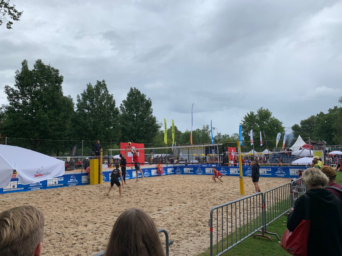 #SchweizerMeisterschaft #Beachvolleyball. Etwas nass aber wie immer grandios organisiert. Vorstoß in die CH TopTen geglückt. (@ Strandbad Lido in Luzern) swarmapp.com/c/bbRYHFgN6ql