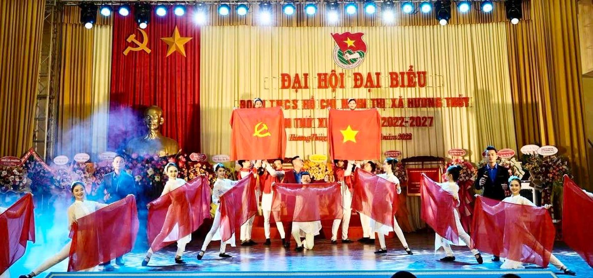 NguyenDuyTri13's tweet photo. Happy Vietnam Army Day https://t.co/aSJxDs3nka