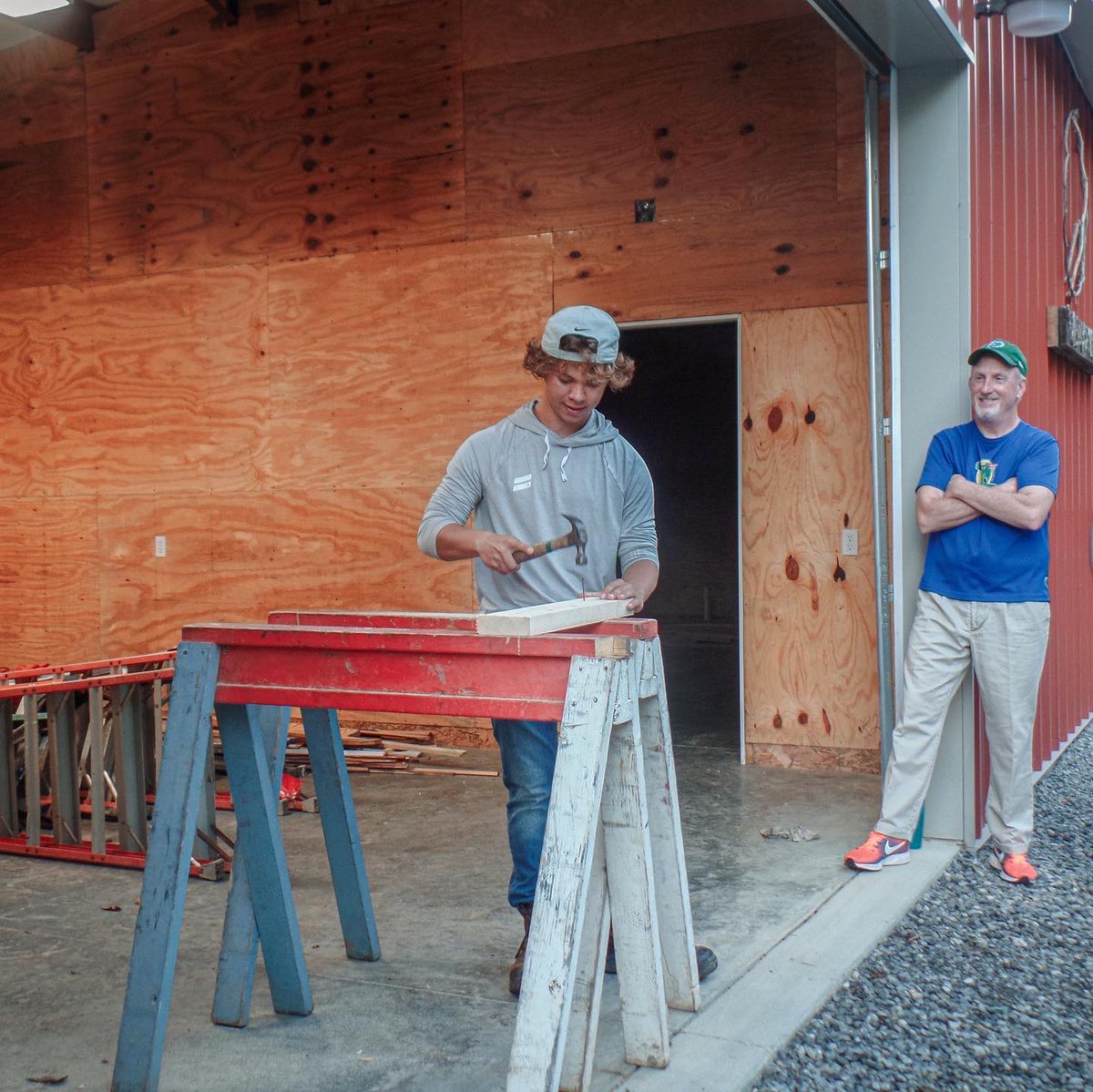 Stfrancishigh's tweet photo. Much like St. Francis’ call to “rebuild the church”, our students spent the week learning about home repair for substandard housing at Nazareth Farm, a Catholic community established in 1979. The ministry offered a genuine experience of service, prayer, community, and simplicity. https://t.co/pVwaPSQnBG