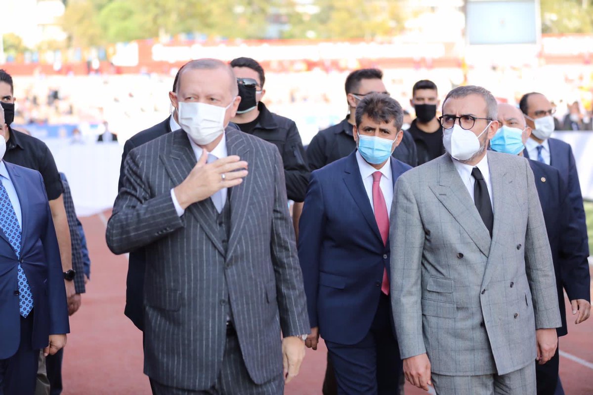 <a href="/mahirunal/">Mahir Ünal 🇹🇷</a> Bu ülkede kendimizi güvende hissediyorsak,
Terör örgütlerine teslim olmuyorsak, hırsızı arsızı, namussuzu ahlaksızı, haini,FETÖ’cüsü, PKK’lısı, DHKP-C’lisi, sinsisi ve iblisi nefes alamıyorsa...
Devletimizi yöneten irade sayesindedir.Kahraman şehrin Kahraman evladı Seninleyiz👏