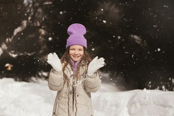 early play tweet media