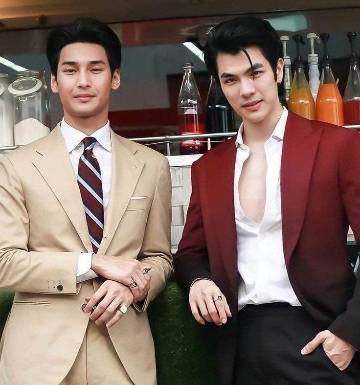 Titanium1211's tweet photo. 𝓕𝓵𝓸𝔀𝓮𝓻𝓼 𝓪𝓻𝓮 𝓭𝓮𝓯𝓮𝓪𝓽𝓮𝓭, 𝓫𝓾𝓽 𝔀𝓱𝓮𝓷 𝓽𝓱𝓮 𝓽𝓲𝓶𝓮 𝓬𝓸𝓶𝓮𝓼, 𝓽𝓱𝓮𝔂 𝔀𝓲𝓵𝓵 𝓼𝓽𝓲𝓵𝓵 𝓫𝓵𝓸𝓸𝓶.💚💛
#MileApoPerfectMatch https://t.co/zAkMtgrPGd