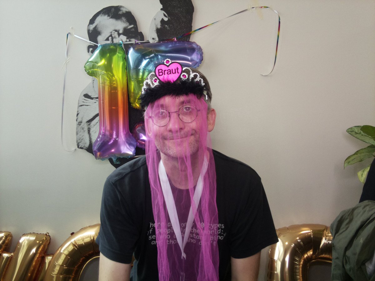 frolueb's tweet image. Seriös kann ich.  #ccb22