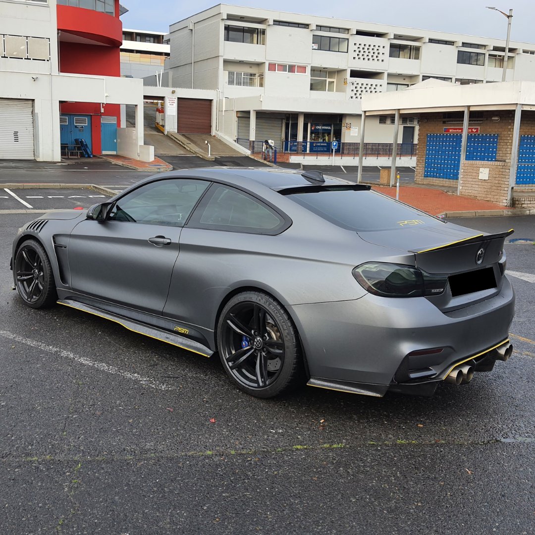 Matte M4 + Ceramic Coating 😲
Armor Shield IX works on all finishes &amp; wraps 👑
As well as Glass, Trim, Rims &amp; even PPF ✅

📷 Darren D 

#bmwm4 #matte #diy #ceramiccoating #detailing #armorshieldix #coatedbytheking #avalonking #car