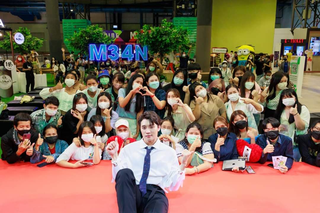 4MEANfc's tweet photo. ภาพบรรยากาศภายในงานวันนี้ ทั้งสนุกและน่ารักกันมากๆ เลยครับ ขอบคุณเซ็นทรัลบางนาด้วยนะครับ 😍💙
Facebook Central Bangna : https://t.co/ehtsInNSLG
#TheStyleMaker #CentralPattana
#เซ็นทรัลบางนา #MeanPhiravich
#CTBangnaxMean https://t.co/MtGOaqI3hd