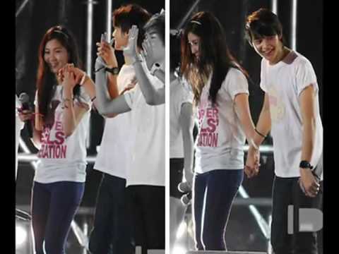 seohyunism's tweet photo. minseo, from awkward same age friends to best friends https://t.co/bVhvTp4Z6Q
