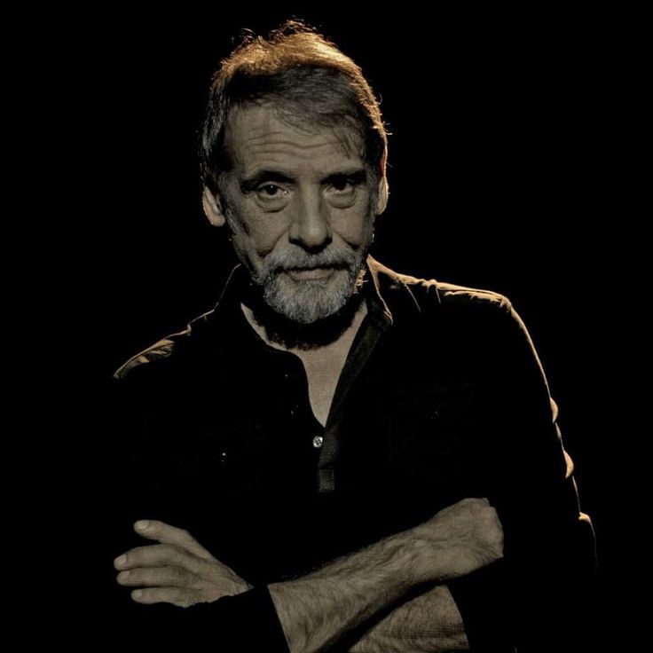 GunesiTurk's tweet photo. Que descanse en Paz... ❤️

Hoy fallecio el actor #CivanCanova uno de los nombres queridos del cine y las series de televisión turcas, actuó en muchísimas series, la recordada #Fatmagul y últimamente lo vimos en #UcKurus.

Vuelta alto!!! 🤲 https://t.co/aFLJikfDEZ