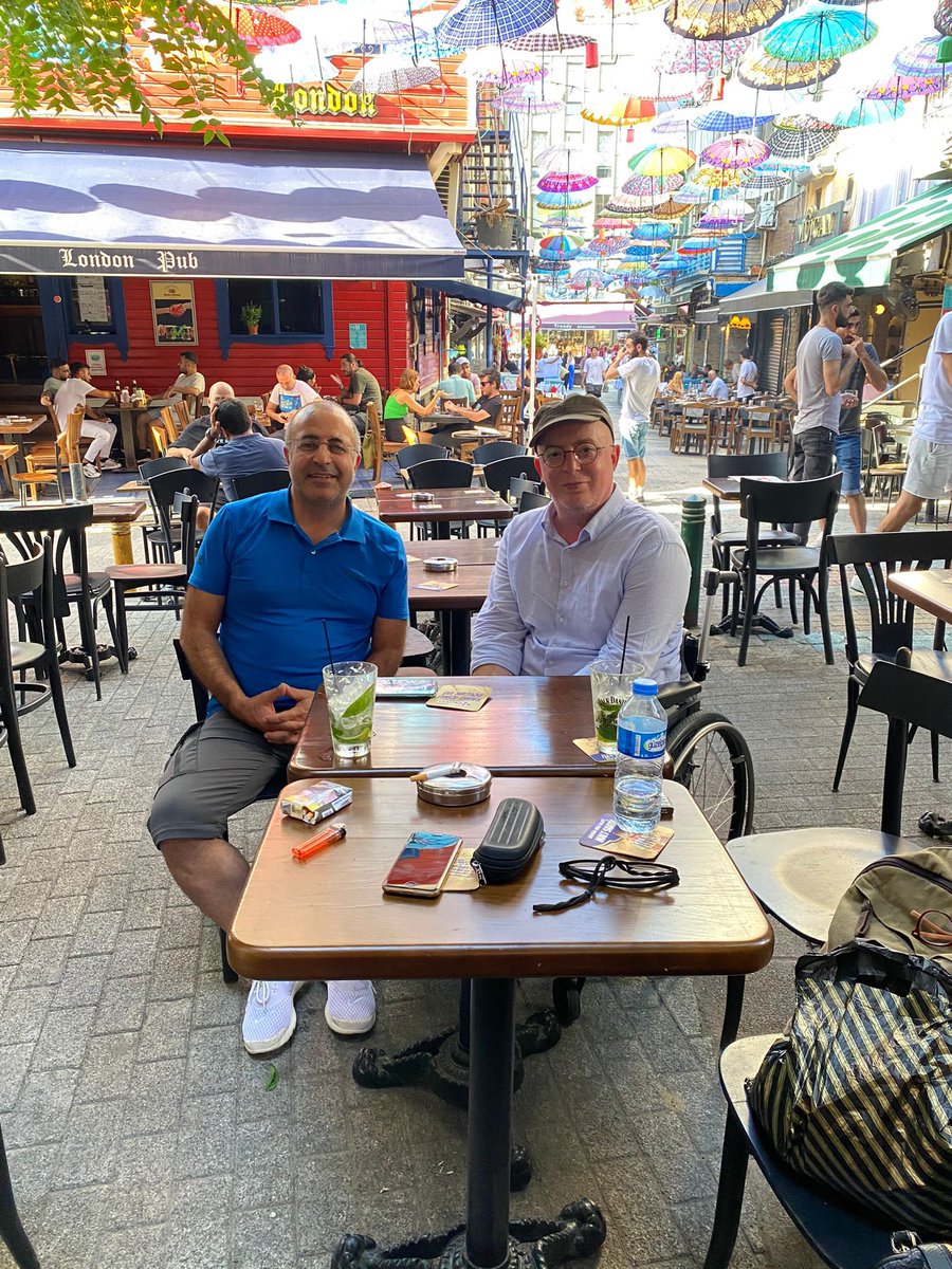 Sevgili Musa vekilim direnişte dönerken sevenlerine yakalandı🥰<a href="/musaproglu/">Musa Piroğlu</a>