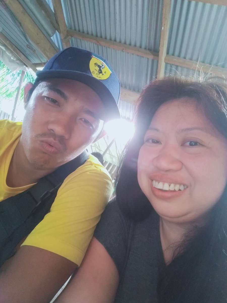 Adel04574208's tweet photo. Finally natikman ko yung pinagmamalaki mo pansit 🤗 sulit yung byahe natin mahal ang sarap pala 🤤😋😋 https://t.co/VTzNofzpn5