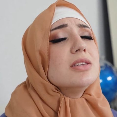 أحح ممكن شاب يدخل الخاص.                                  رقمي هون👇🏻👇🏻👇🏻
linkfly.to/40727HbHnra