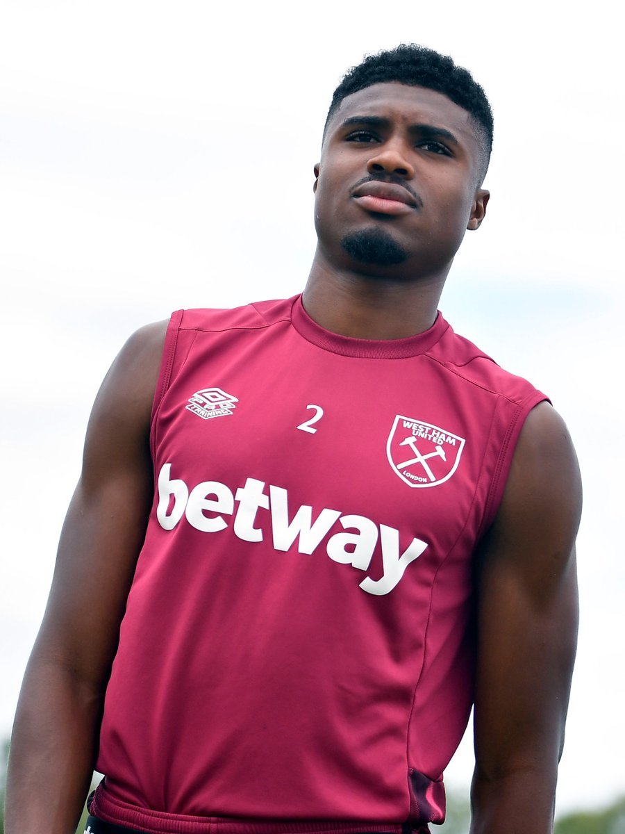 WestHam's tweet photo. #OneOfOurOwn https://t.co/kPJStL9CeB