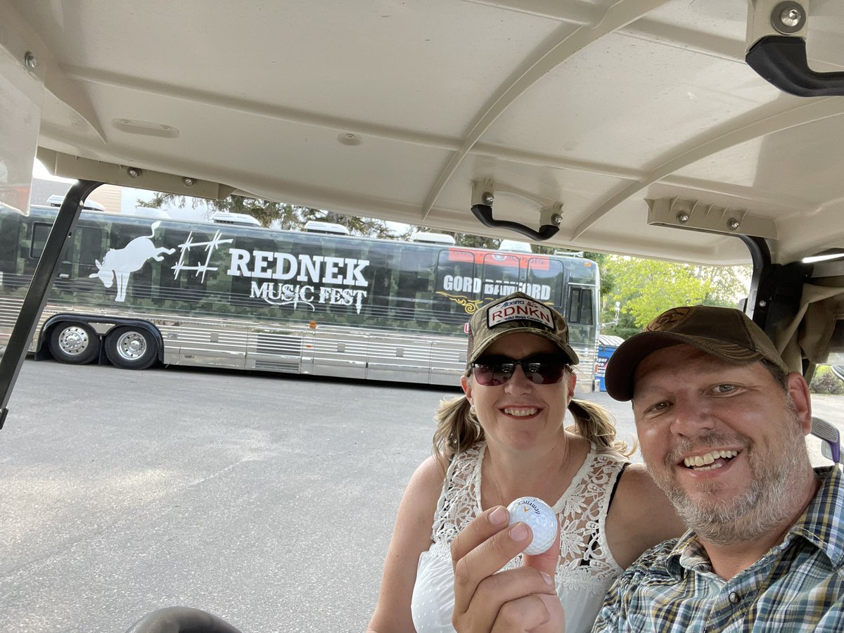 Howdle1's tweet photo. Had a great time last night at the Leduc Golf Clubs Mixed Doubles Gone Country Night with my “Drinking Buddy” Thank you to Titan Machine for the great night!! 🎵 I went for one but stayed till two 🎵 @LeducGCC @gordbamford @fergusscam #isitfridayyet #drinkinbuddy #breakfastbeer https://t.co/RvcmIdq9qs