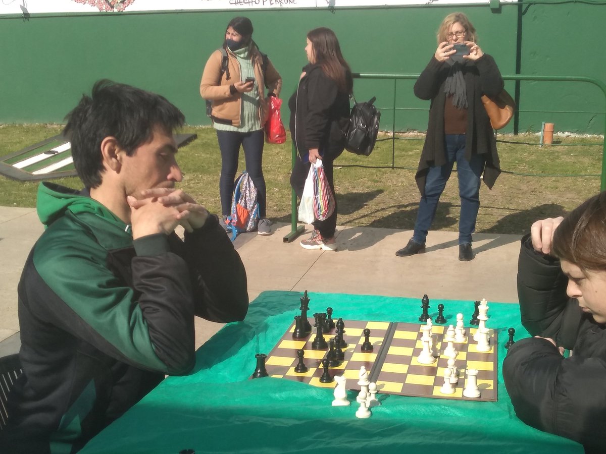 ajedrezbanfield tweet media