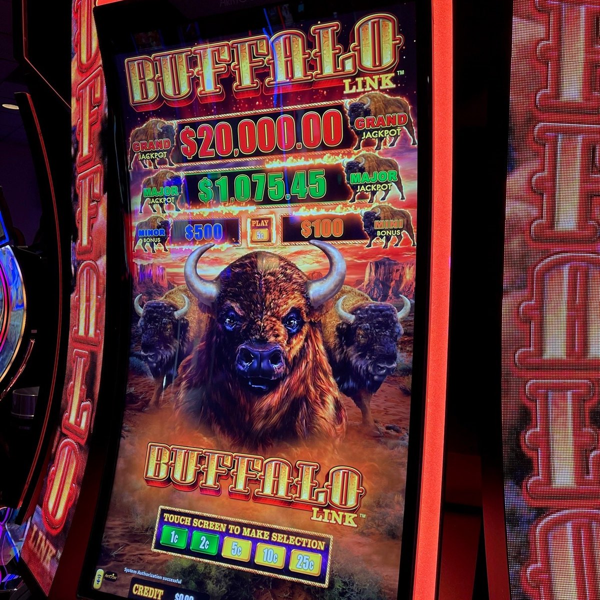 HarrahsKC's tweet photo. Raise those hands ✋ in the air if you love playing our Buffalo machines! #ComeOutAndPlay #Buffaloooo

Must be 21+ to gamble. Gambling Problem? Call 1-888-BETSOFF. https://t.co/5v2sCceXrB