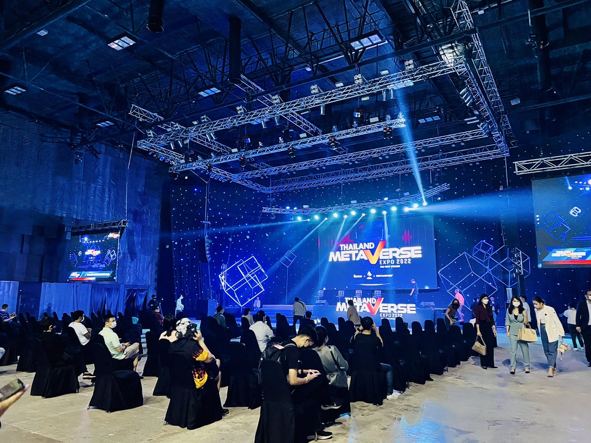 arttortoise's tweet photo. Long time no see ❤️❤️❤️@Yishreah #community #NFTTHAILAND #Thailandmetaverseexpo2022 https://t.co/FZGXHVPhmZ